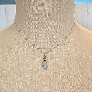 Moonstone and Peridot pendant necklace.